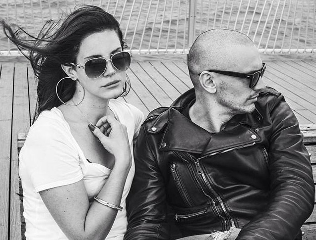 James Franco comparte con Lana Del Rey en Coney Island