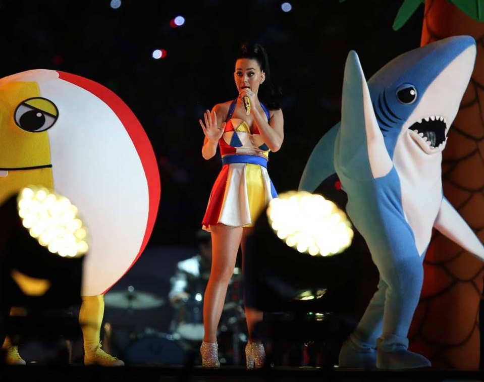 Katy Perry en el escenario del Super Bowl