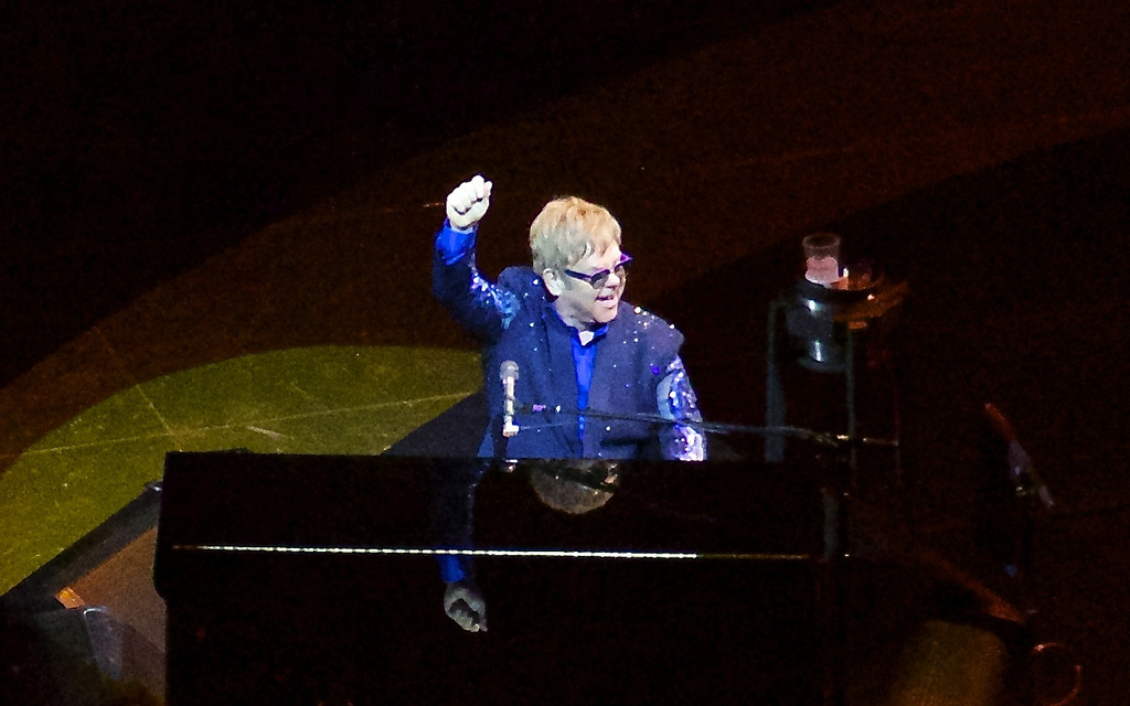 Elton John es uno de los íconos de la música pop a escala mundial.
