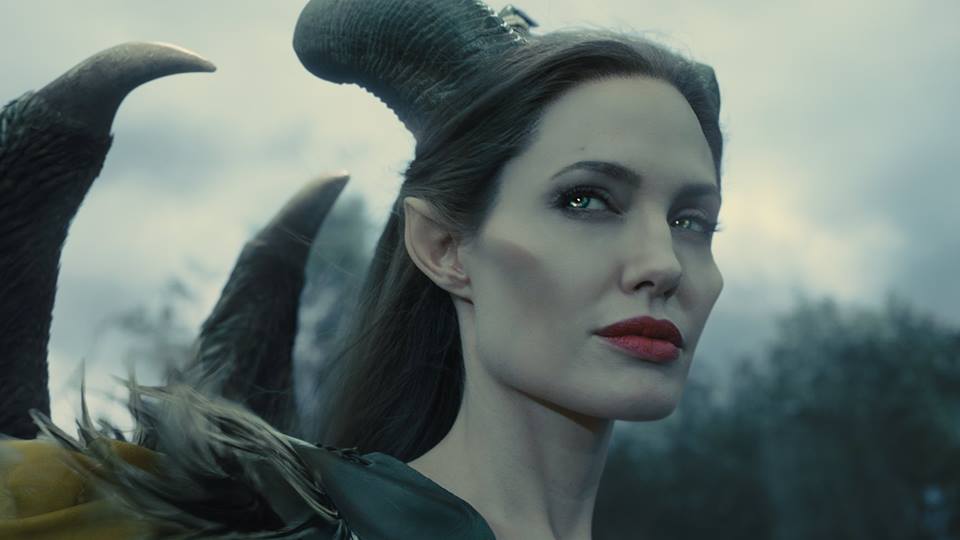 Angelina Jolie imprimió gracia y carisma a Maleficent