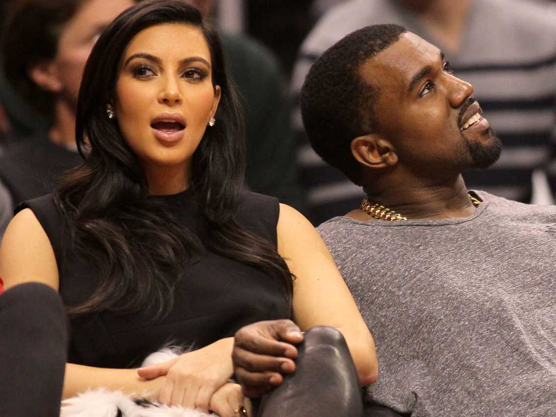 Kanye West y su esposa Kim Kardashian en los MTV VMA 2015