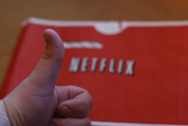 Netflix te permite descargas sus contenidos en memorias microSD