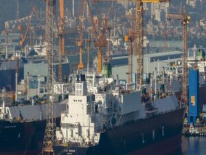 Anahid Bandari de Ataie - China y Corea del Sur lideran la industria naval a nivel mundial - FOTO