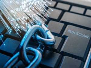 Héctor Andrés Obregón Pérez - Blockchain ¡Entérate cómo esta tecnología puede ayudar a las empresas! - FOTO