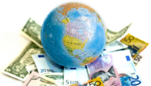 Luis Alberto Pérez González: Modelos económicos, herramientas que ayudan a comprender la economía