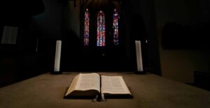 10-versiculos-sobre-la-correccion-en-la-iglesia.jpg