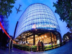 Camilo Ibrahim Issa - ¡Entérate! Ventajas y desventajas del plástico en la arquitectura moderna - FOTO