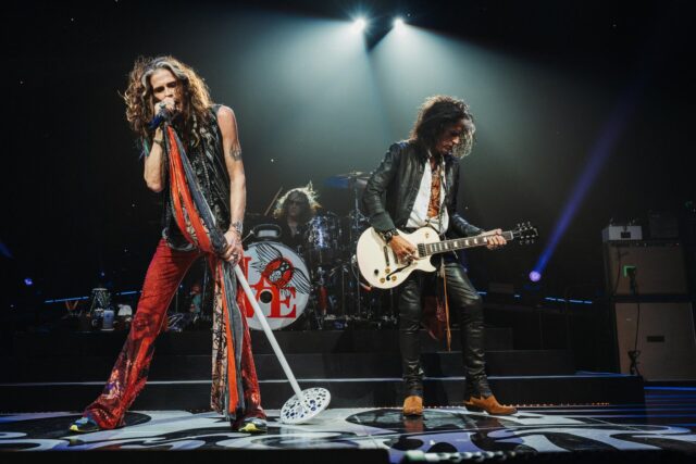 El Sumario - Aerosmith reprograma su gira Aerosmith