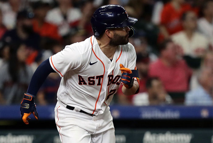 José Altuve - MLB
