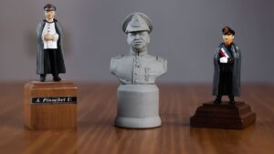 Augusto-Pinochet-Un-soldadito-de-plomo-llamado-Pinochet.jpg