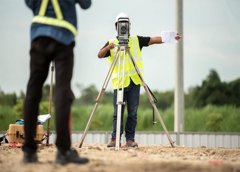 Armando Iachini - ¡Entérate! Topógrafo; Qué es y cuál es su trabajo - FOTO