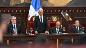 Presidente-del-Senado-destacala-labor-del-Poder-Legislativo-AlMomentonet.jpg