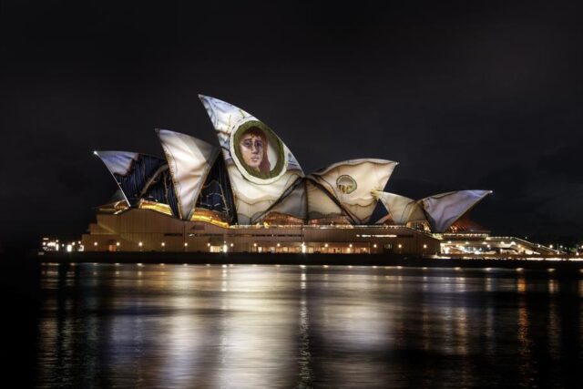 El Sumario - Casa de la Ópera de Sídney recrea mito de Narciso con festival de luces Casa de la Opera de Sydney