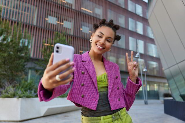 El Sumario - ¿Por qué los influencers pueden ser blanco de ataques del cibercrimen? Imagen referencial - ¿Por qué los influencers son blanco de los cibercriminales - Suministrada por ESET y Comstat R