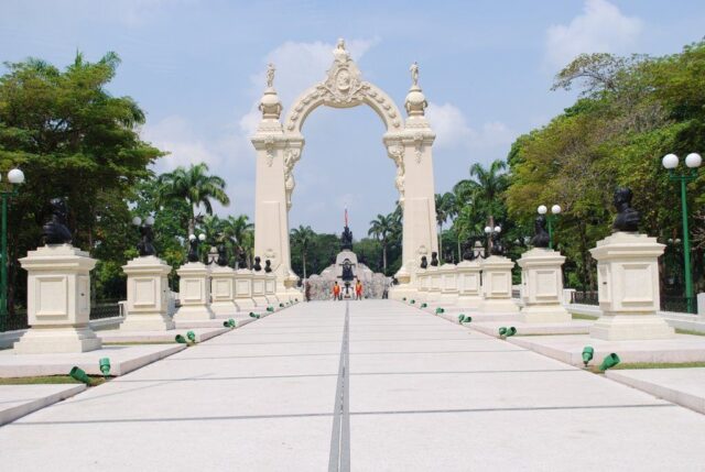 Archivo - Campo de Carabobo - Monumento