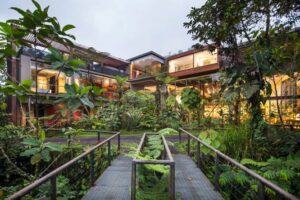 Nelson Rafael Bustamante Abidar - Hoteles ecológicos; Qué son ¡Características e historia! - FOTO