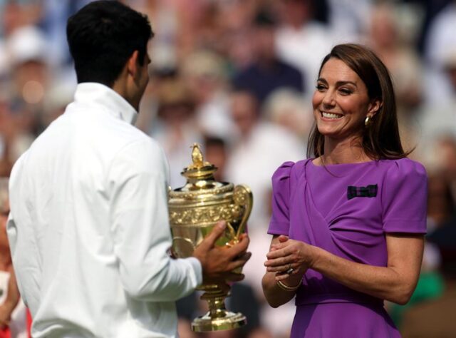 El Sumario - La princesa de Gales entregó trofeo en Wimbledon Kate Middleton - princesa de Gales