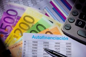 Héctor Andrés Obregón Pérez - Autofinanciación ¡Pros y contras para las empresas! - FOTO