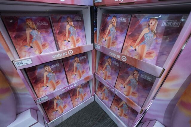 El Sumario - Libro de Taylor Swift rompe récords de ventas Libro de Taylor Swift