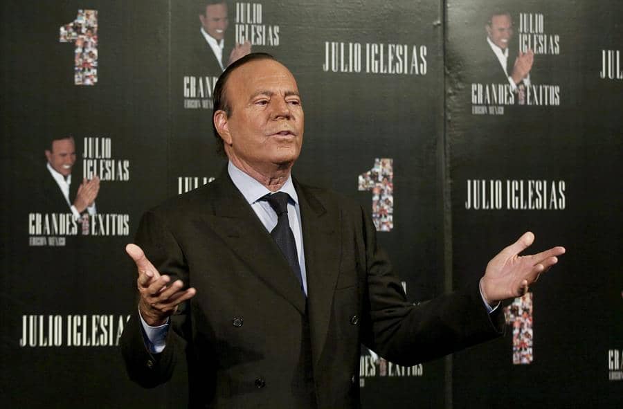 Nueva biografía de Julio Iglesias lleva su vida a la «crónica con ambición literaria»