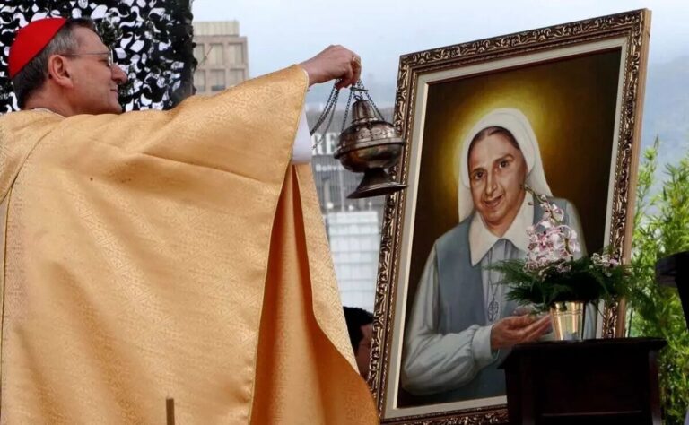 Papa Francisco aprueba la canonización de la Madre Carmen Rendiles