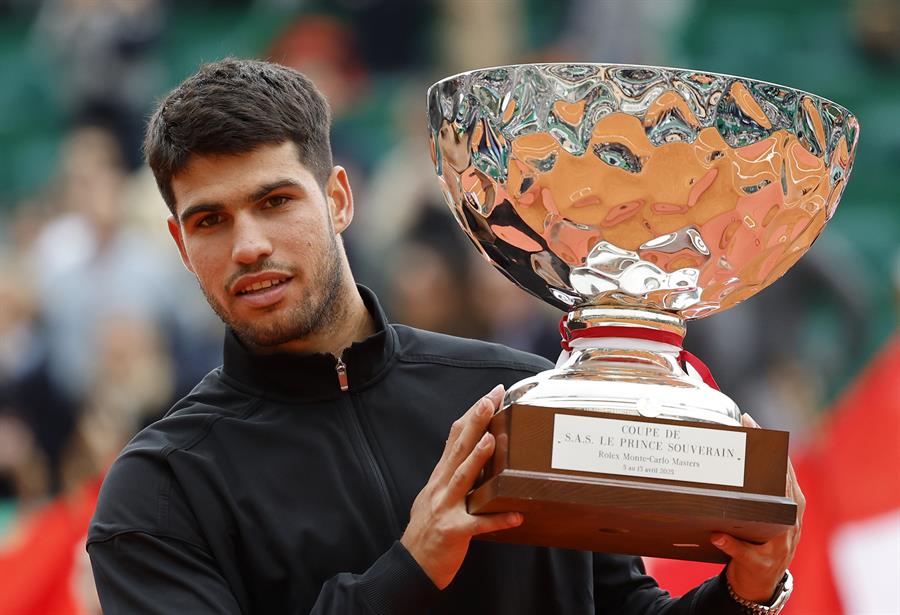 Alcaraz subió al segundo puesto en el ranking ATP