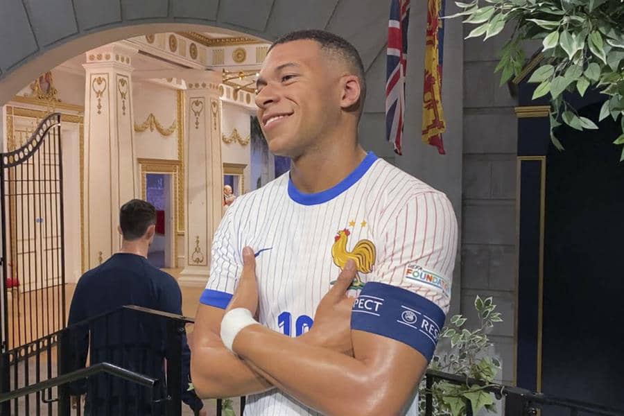 Figura de cera de Mbappé se muestra por primera vez al público en Londres