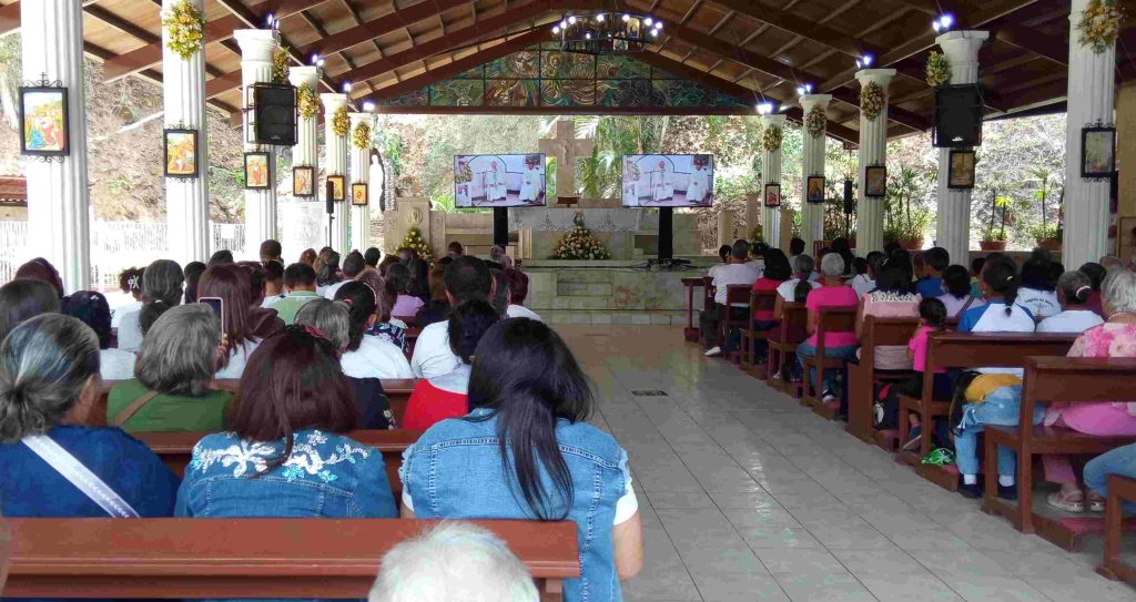Peregrinos buscan Santuario de Betania como templo jubilar en esta Semana Santa