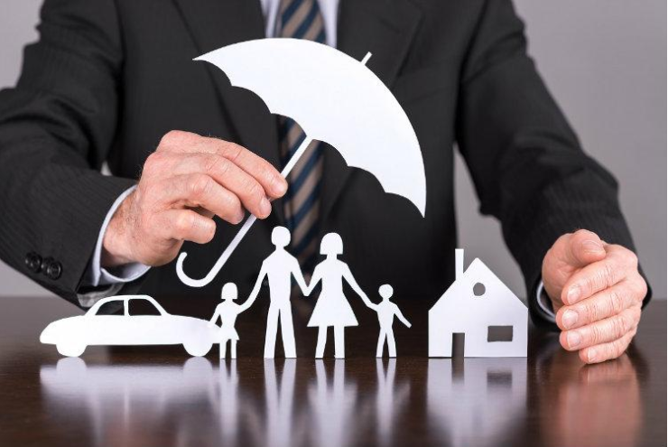 Hjalmar Gibelli | Consejos sobre Seguros: Lo Que Debe Saber Antes de Comprar y Cómo Usarlo