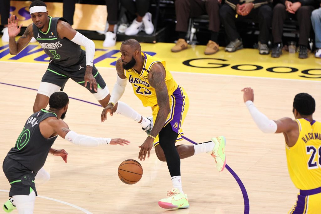 LeBron James dejó su futuro en el aire