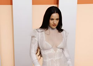 Rosalía sugiere que tiene un nuevo proyecto: «Se vienen cosas»