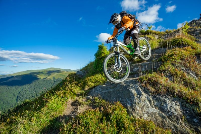 La Adrenalina al Límite: Deportes Extremos y Sus Hitos con la Perspectiva de José Antonio Murga Baptista