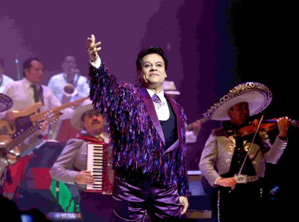 Virgin Music lanza sencillo inédito de Juan Gabriel