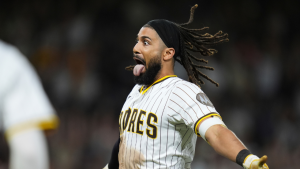 Fenando-Tatis-Jr-decide-victoria-ante-Cincinnati.png
