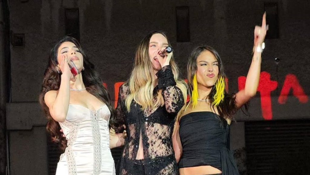 Belinda, Danna Paola y Kenia Os preparan una canción en conjunto