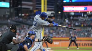 Salvador Pérez extiende su vínculo con Reales de Kansas City