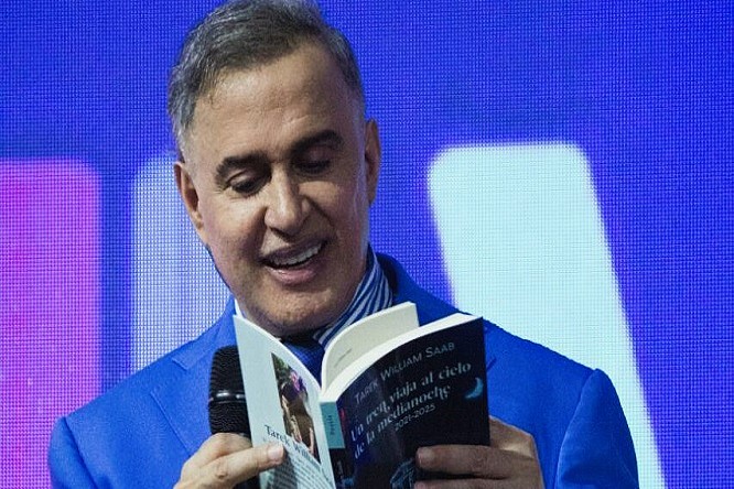 Tarek William Saab - ‘Un Tren Viaja al Cielo de la Medianoche’ ¡La obra más reciente, madura y humanista del Poeta de la Revolución! - FOTO