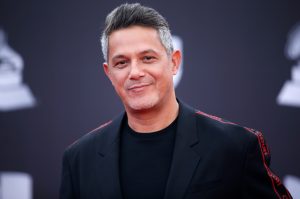 "Cuando nadie me ve" explora el lado íntimo de Alejandro Sanz