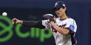 El-infielder-surcoreano-Sung-mun-Song-firma-con-los-Padres-de-San-Diego.webp.webp.webp