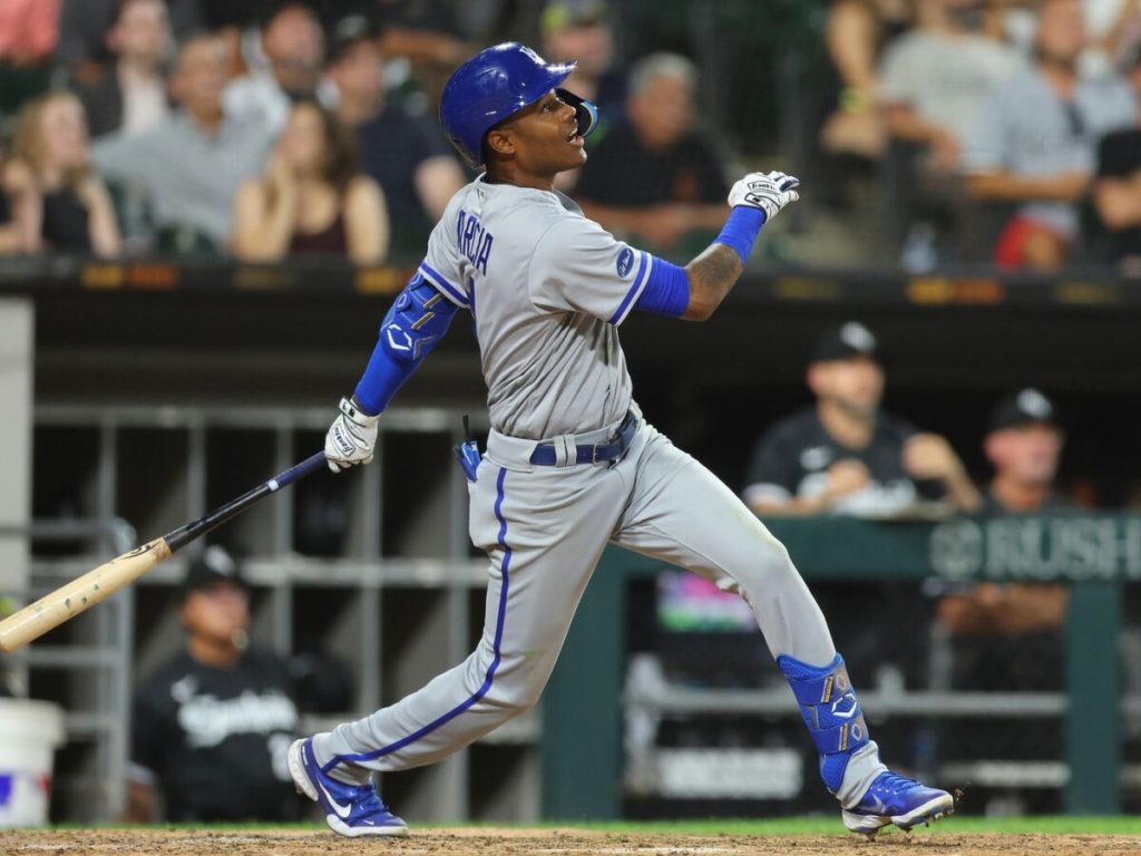 Maikel García extiende su vínculo con Kansas City