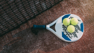 Jesús Emilio Vásquez Quintero | Equipamiento esencial: Cómo elegir tu primera pala de pádel sin gastar una fortuna