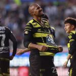Salomón Rondón anota en el triunfo del Pachuca