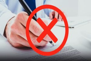 Hjalmar Gibelli - Cuidado con la ‘letra pequeña’ ¡El laberinto de las exclusiones en seguros! - FOTO