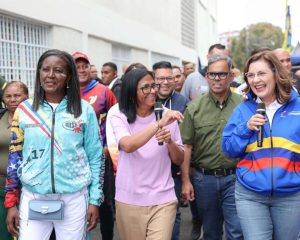 Ministra Far&iacute;a: Capitan&iacute;a de Tucacas recibi&oacute; la visita de 25 mil personas | Dateando