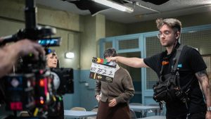 Patricia Ortega termina de rodar el dilema moral "Golpes a mi puerta"