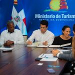 La Capsula Informativa: Turismo modernizará acreditación de guías turísticos locales