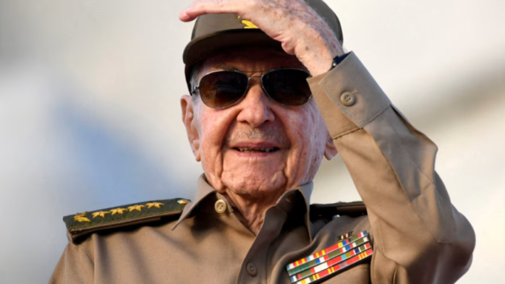 Frente-Amplio-sale-en-defensa-de-Raul-Castro.png