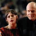 Kristen Stewart y Woody Harrelson, padre e hija disfuncionales en ‘Full Phil’