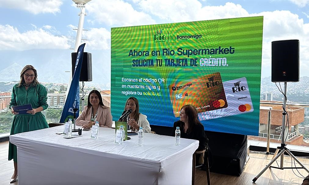 Río Supermarket y Bancamiga entregarán más de 2.000 tarjetas de crédito en Caracas