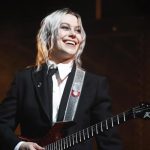 La cantante Phoebe Bridgers prohíbe los teléfonos en su próxima gira